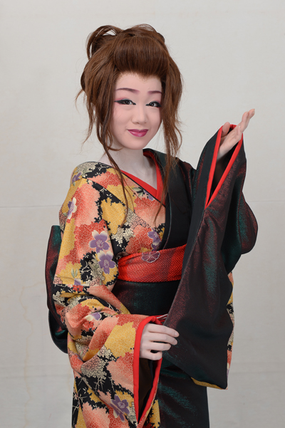 二代目 藤間 美香